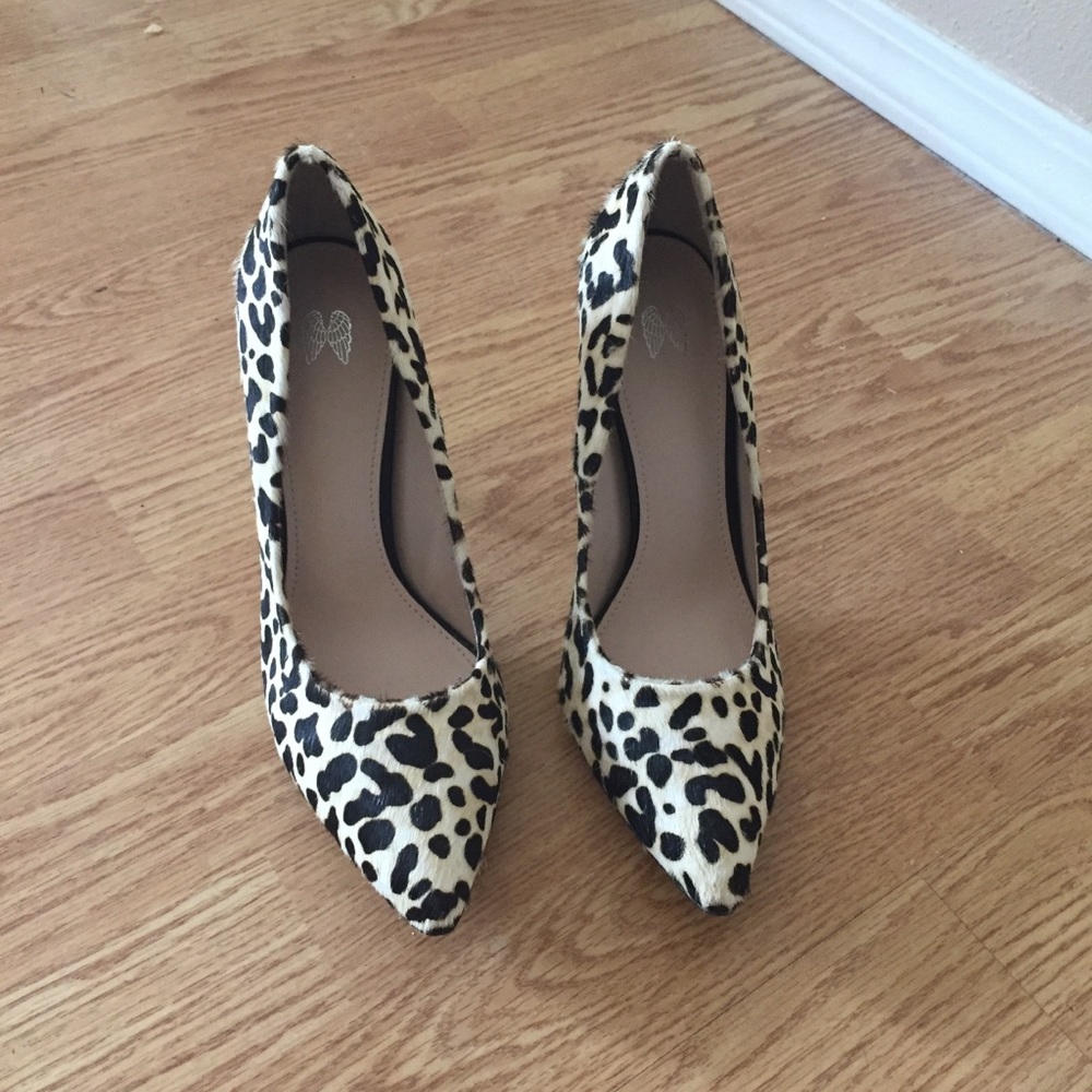 NWOT rock & republic cheetah stilettos - Picture 2 of 6